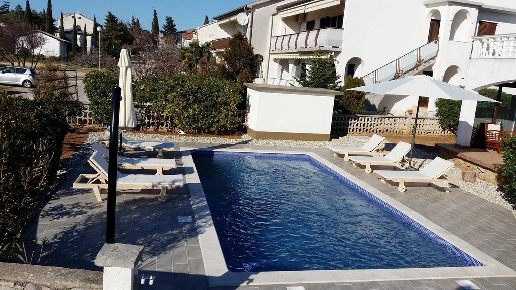Apartments Karabaic Punat Kültér fotó