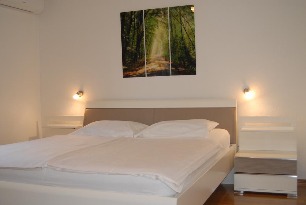 Apartments Karabaic Punat Kültér fotó
