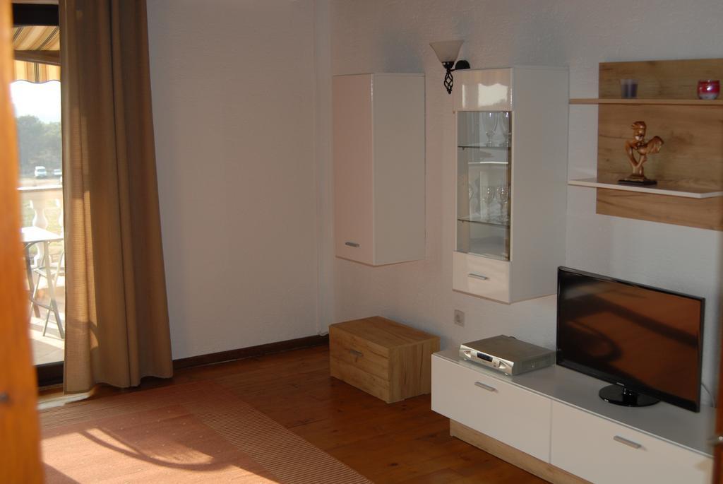 Apartments Karabaic Punat Kültér fotó